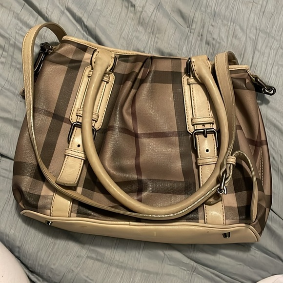 Burberry medium bag with handles and strap - Picture 2 of 4